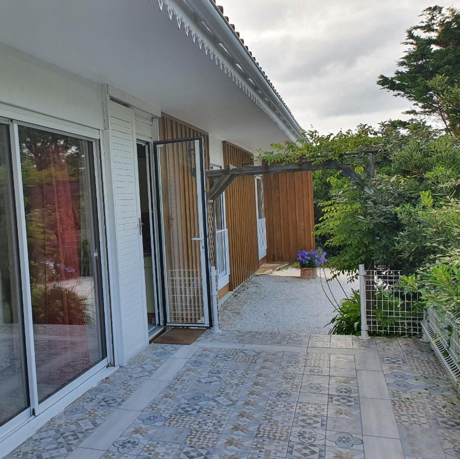 Villa "Le Mirage" เลเฌอ-แกป-เฟร์เร ภายนอก รูปภาพ